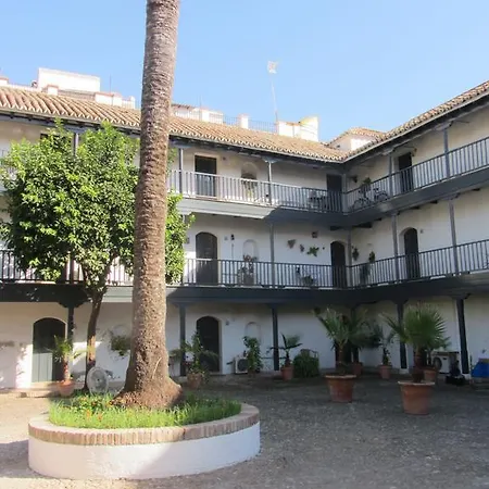 Monumento S.xvi Corralas Apartment Seville
